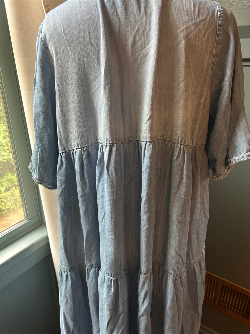 Easel Light Denim Blue Tiered V-Neck Women’s Dress - Picture 5 of 6